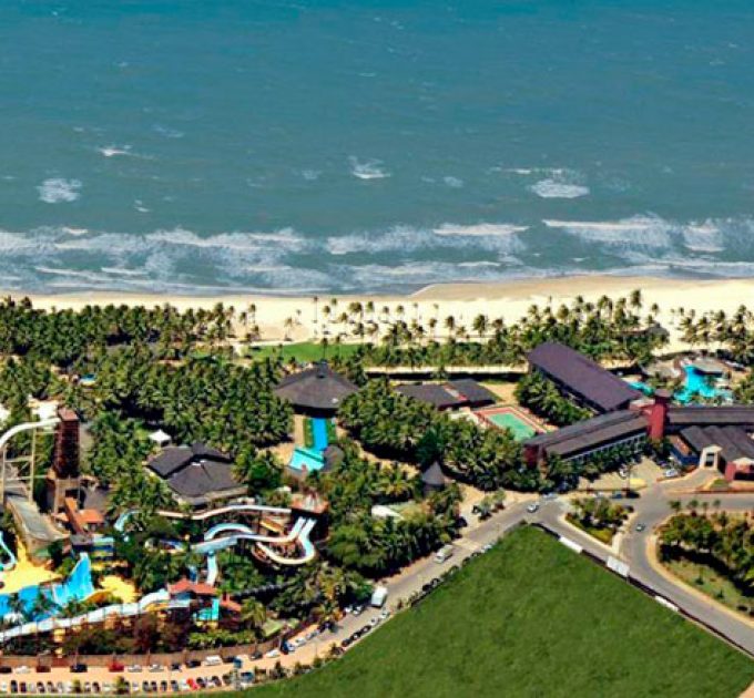 Suites Beach Park Resort